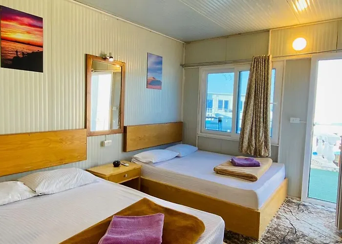Seaview 3*