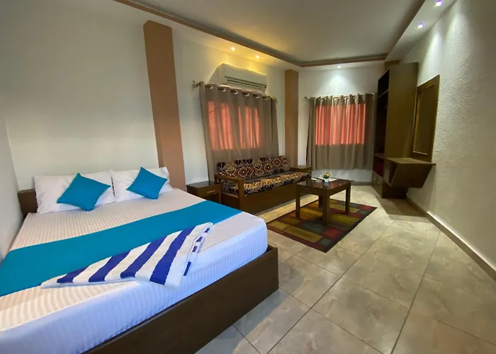 Seaview 3*