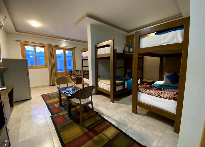 Seaview 3*