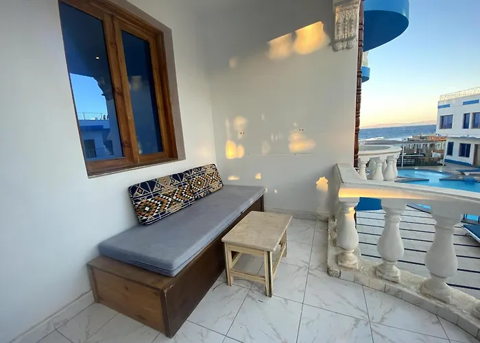 Seaview فندق 3*