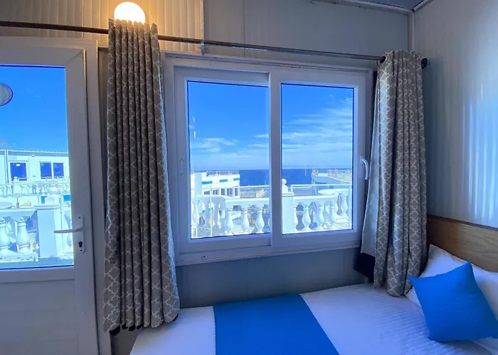 فندق Seaview 3*