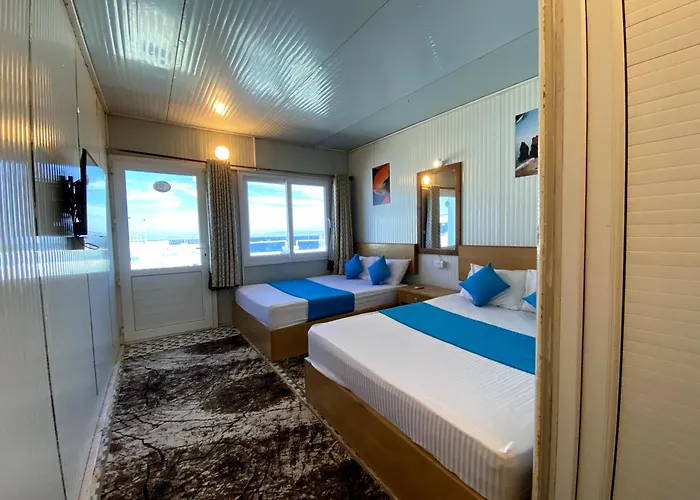 Seaview 3*